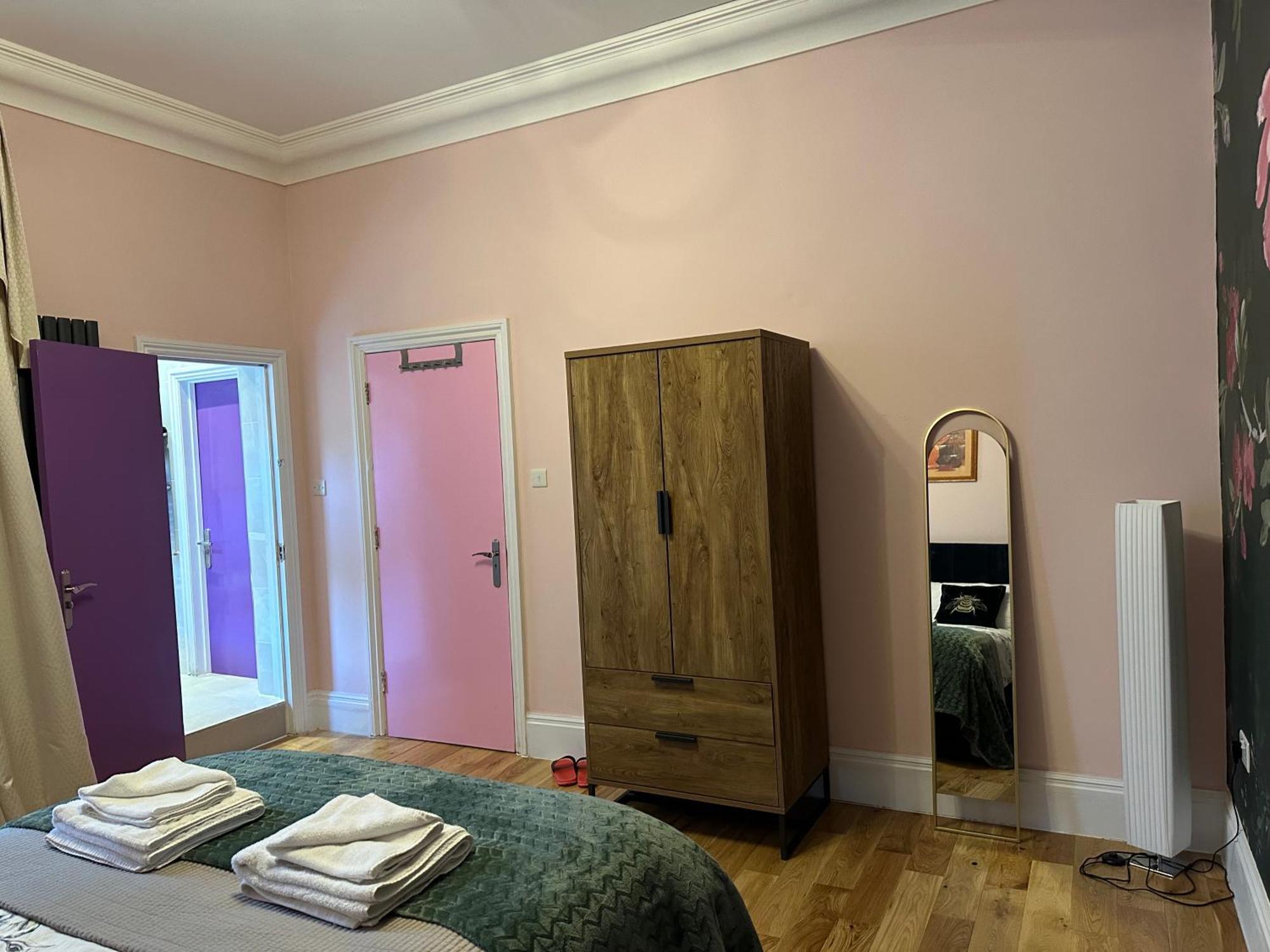 Rosie Cosy House Cricklewood Hotel London Exterior photo